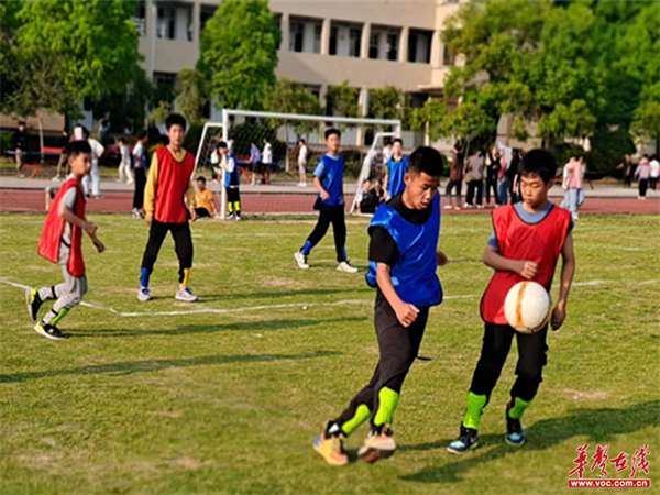 汉寿县株木山中学举行第四届班级足球联赛