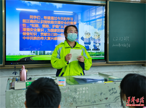 麻阳县民族中学多措并举筑牢学生安全防护网